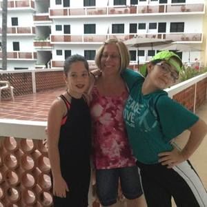 Meet your Posher, Sylvia